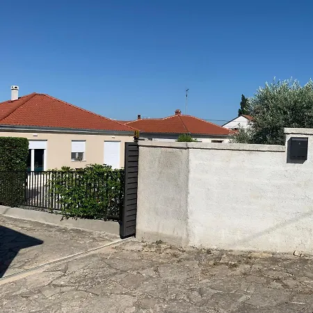 Tony'S House In Garden Vila *