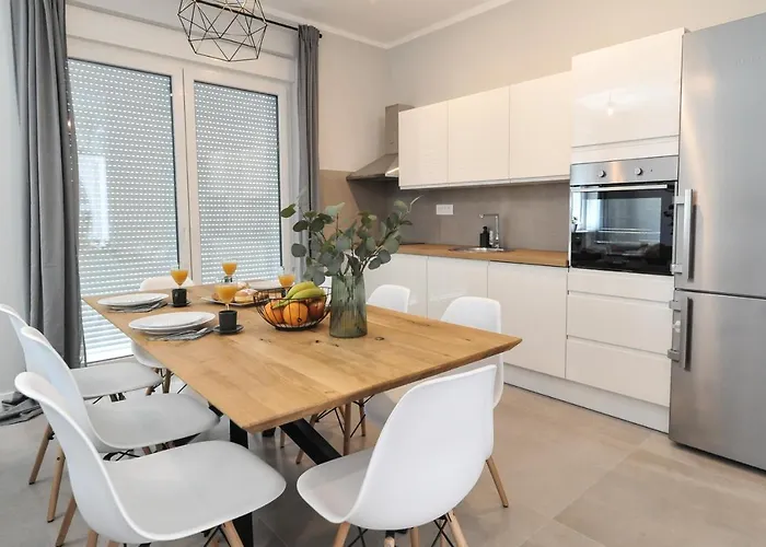 Tony's House In Garden Villa Zadar