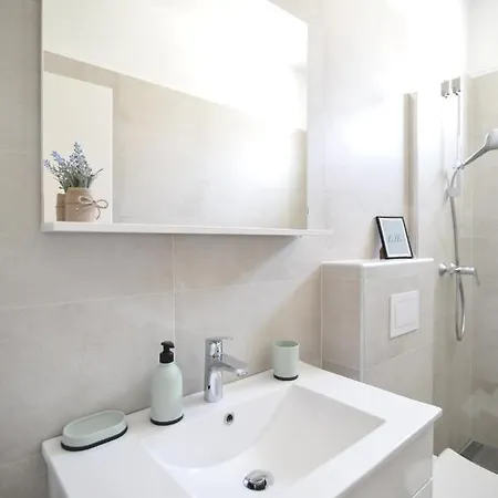 Tony's House In Garden Zadar