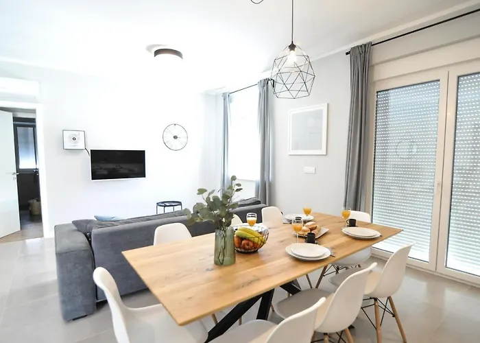 Villa Tony's House In Garden