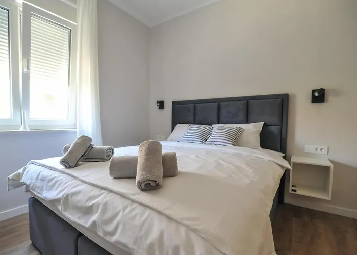 Villa Tony's House In Garden Zadar