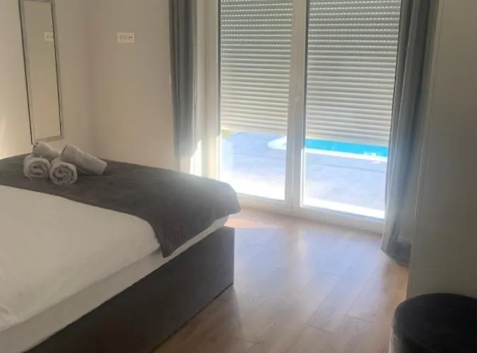 Villa Tony's House In Garden *