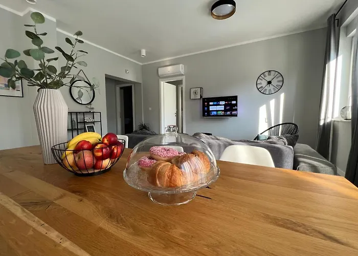 Tony's House In Garden Zadar